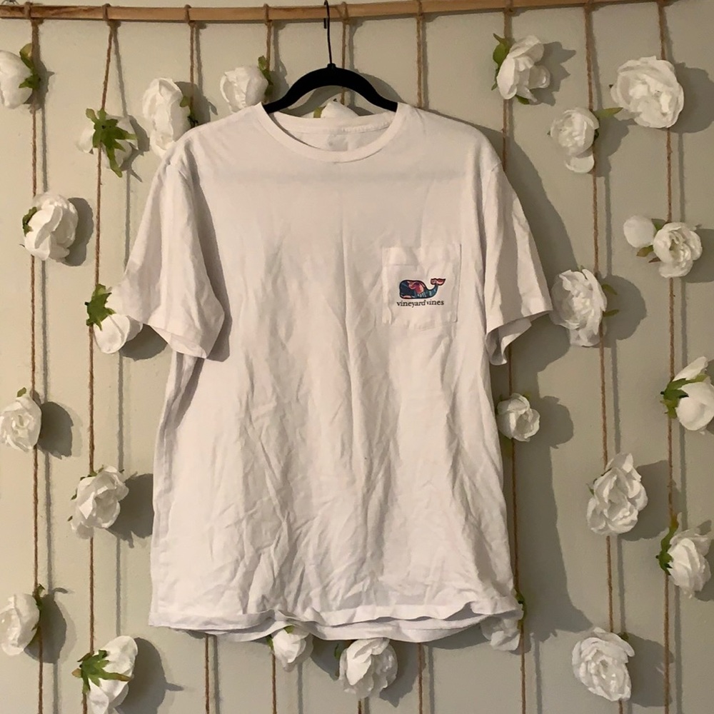 Vineyard Vines Tee